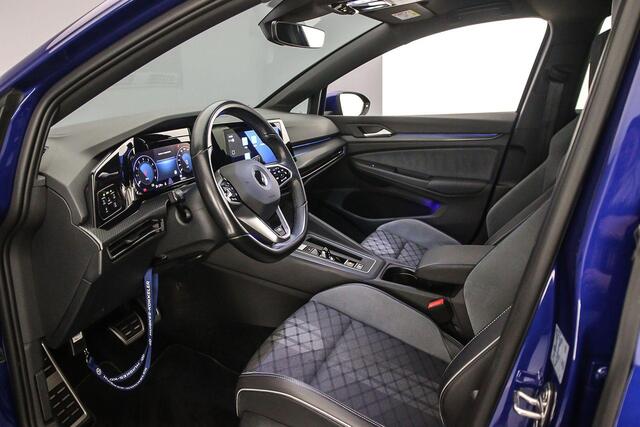 Volkswagen GOLF R-Line 1.5 eTSI 150pk DSG Automaat Adaptive cruise control, Head up display, Achteruitrijcamera, LED koplampen, Stuurwiel verwarmd, Parkeersensoren, Navigatie, Stoelverwarming
