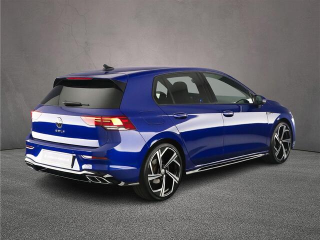 Volkswagen GOLF R-Line 1.5 eTSI 150pk DSG Automaat Adaptive cruise control, Head up display, Achteruitrijcamera, LED koplampen, Stuurwiel verwarmd, Parkeersensoren, Navigatie, Stoelverwarming