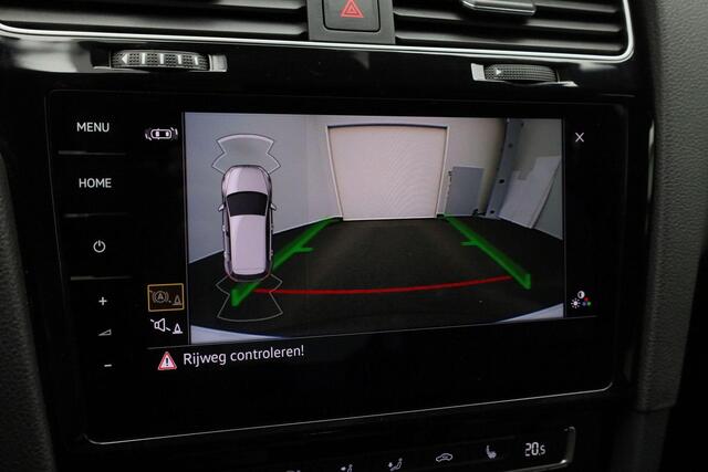 Volkswagen GOLF 1.4 TSI 204 pk DSG PHEV GTE Limited Edition 085/200 | Leder | Geheugenstoel | Navigatie Discover Pro | Virtual Cockpit | Achteruitrijcamera | Stoelverwarming