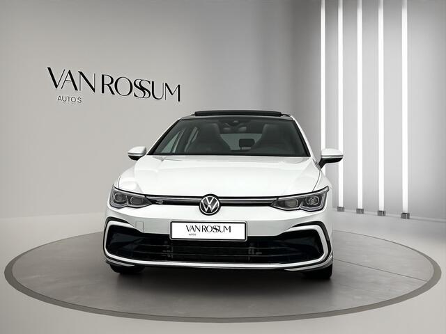 Volkswagen GOLF 1.5 eTSI R-Line Pano ACC IQ Camera Sfeer