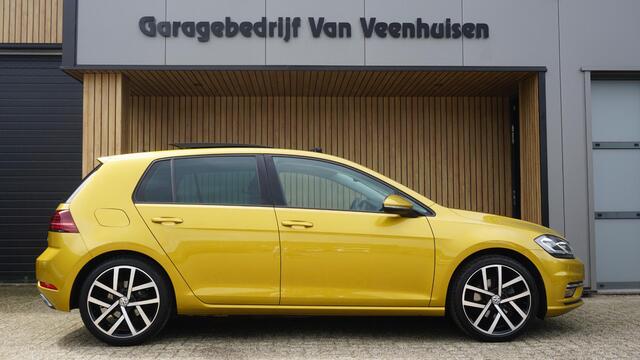 Volkswagen GOLF 7.5 1.4 TSI 150pk DSG 5Drs Highline Pano.Dak Virtual Cockpit LED Drive-Select *Kurkuma Yellow* Zeer Nette Golf! 69059km!
