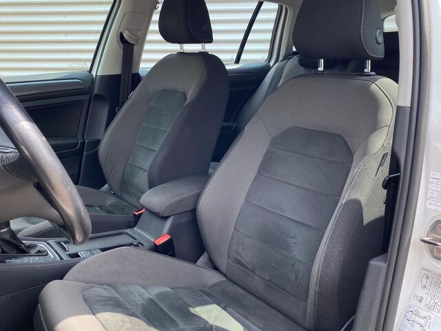 Volkswagen GOLF Variant 1.0 TSI Comfortline Business Automaat | Clima | Cruise | Navigatie | LM Velgen | RIJKLAARPRIJS INCL 12 MAANDEN EN GARANTIE