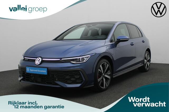 Volkswagen GOLF 1.5 eHybrid 272 pk DSG GTE | IQ Light | Rondomzicht camera | Adaptief onderstel | Head-up display