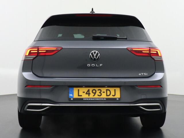 Volkswagen GOLF 1.5 eTSI Style CAMERA | STOEL + STUURVERWARMING | AMBILIGHT | CAMERA | ADD CRUISE |