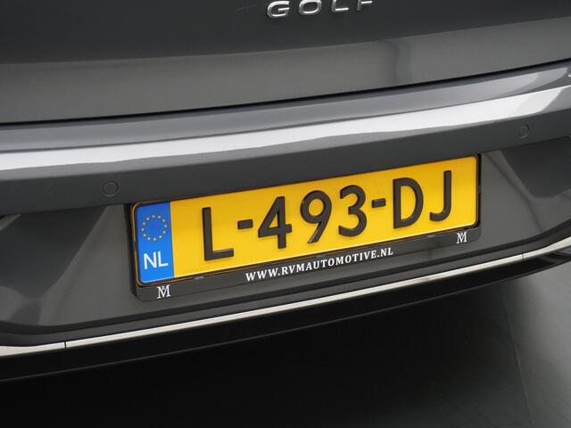 Volkswagen GOLF 1.5 eTSI Style CAMERA | STOEL + STUURVERWARMING | AMBILIGHT | CAMERA | ADD CRUISE |