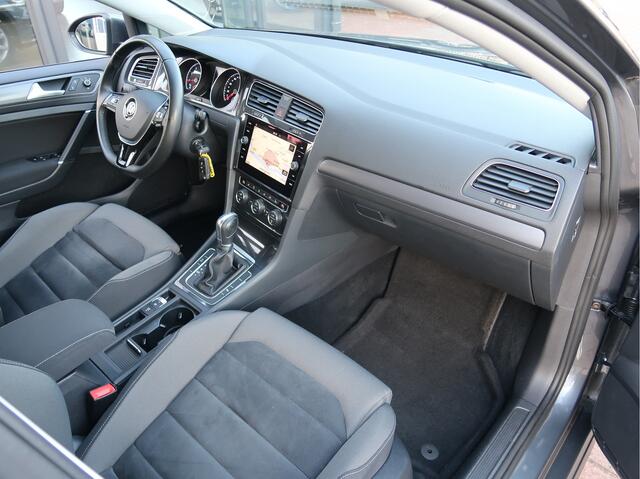 Volkswagen GOLF 1.0 TSI AUT. Highline Executive | stoelverw | ergo-stoel |
