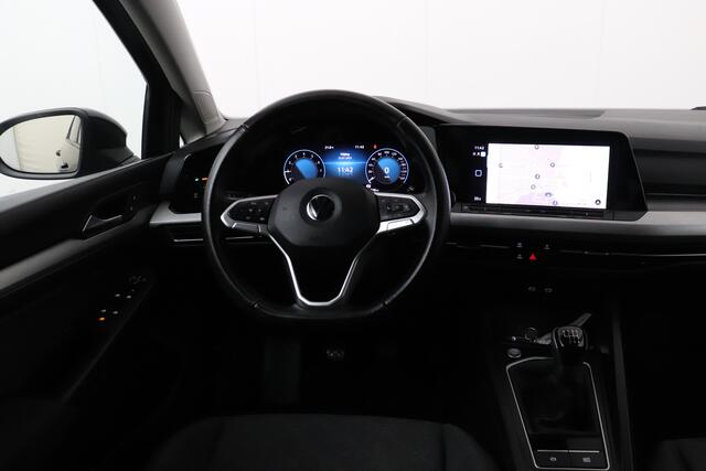 Volkswagen GOLF 1.0 111 PK TSI Business Carplay Navi Adapt. Cruise Climate