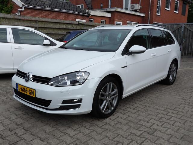 Volkswagen GOLF 1.4 TSI Lounge Bluemotion