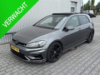 volkswagen-golf-7.5-r-4motion-2.0-t