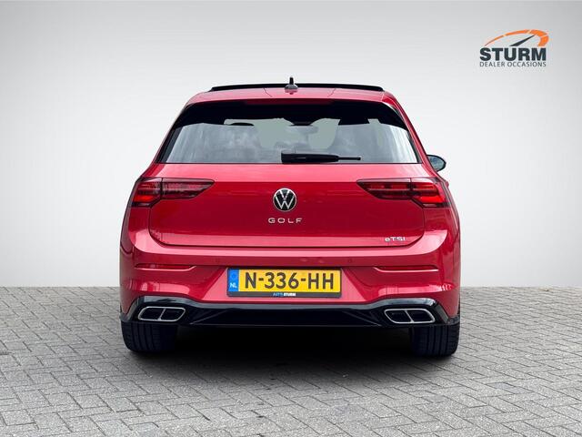 Volkswagen GOLF 1.5 eTSI R-Line NL-Auto! | Panoramadak | Harman/Kardon | Sportstoelen | Full-LED | Navigatie | Apple Carplay/Android Auto | Dodehoek | Park. Assist | Rijklaarprijs!