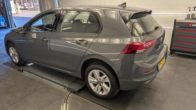 Volkswagen GOLF 1.5 eTSI Style