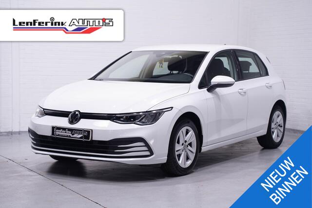 Volkswagen GOLF 1.0 TSI Life Apple Carplay Memory sportstoelen Led koplampen NAP Rijklaar!