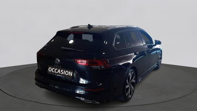 Volkswagen GOLF Variant 1.5 eTSI R-Line | LED + | Panoramadak | 18" |