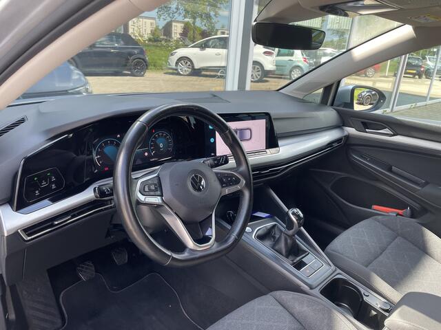 Volkswagen GOLF 1.0 TSI Life 50% deal 8.975,- ACTIE Virtual / Navi / Carplay / Cruise / Clima / Nieuw Model!
