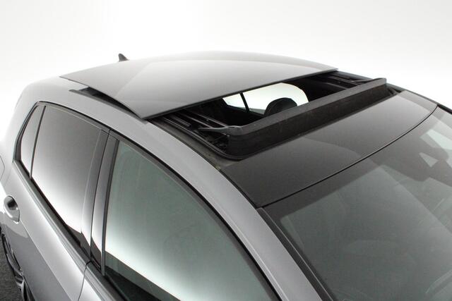 Volkswagen GOLF 1.5 eTSI 150pk DSG 2x R-Line Camera Keyless Panoramadak Stoelverwarming