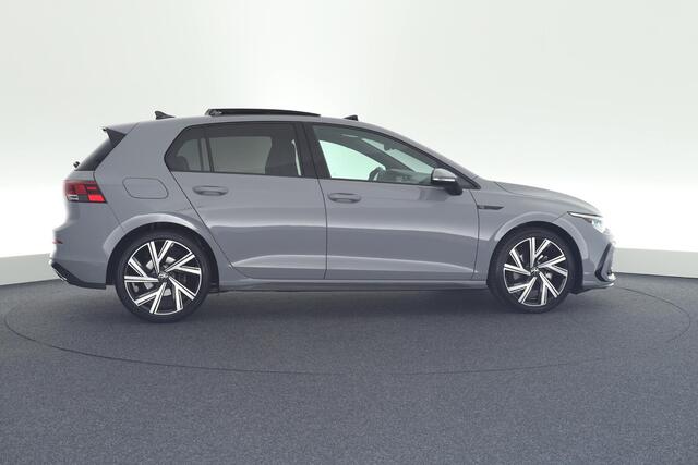 Volkswagen GOLF 1.5 eTSI 150pk DSG 2x R-Line Camera Keyless Panoramadak Stoelverwarming