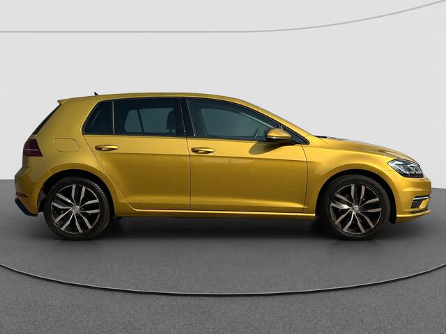 Volkswagen GOLF 1.4 TSI Highline Business R | Virtual | R-Line | LED