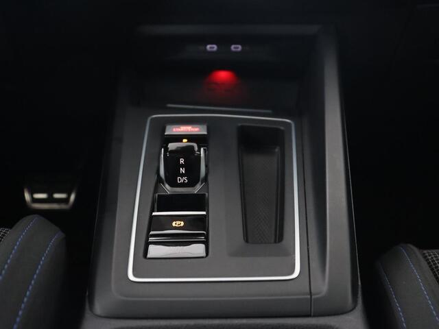 Volkswagen GOLF 1.4 eHybrid GTE | Stoel & stuurverwarming | Adaptive cruise | Sfeerverlichting | Carplay | LED Plus | Sportstoelen | Parkeerhulp | PHEV | Plug In