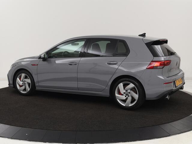 Volkswagen GOLF 2.0 TSI GTI | Carplay | Sfeerverlichting | LED Plus | Sportstoelen | Parkeerhulp | Cruise control | Digital Cockpit | Climate control