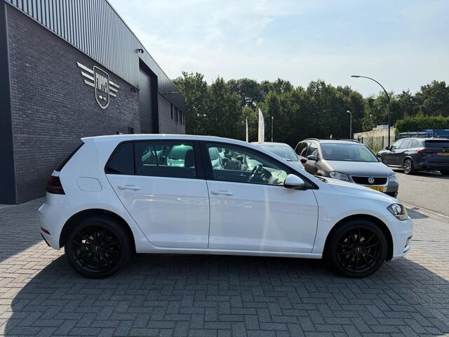 Volkswagen GOLF 1.0 TSI Comfortline Business | 2E EIGENAAR | 12MND GARANTIE | NL AUTO | NAVI | CARPLAY | CRUISE | DAB | LED | AIRCO |