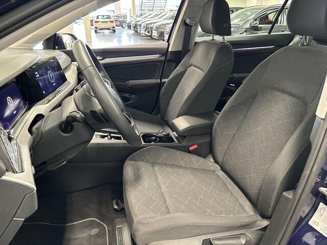 Volkswagen GOLF Variant 1.0 eTSI 110pk DSG Life · Camera · Elek. Trekhaak · Apple/Android Car Play · Navigatie · 16'' Inch · Garantie t/m 20-06-2027 of 100.000km