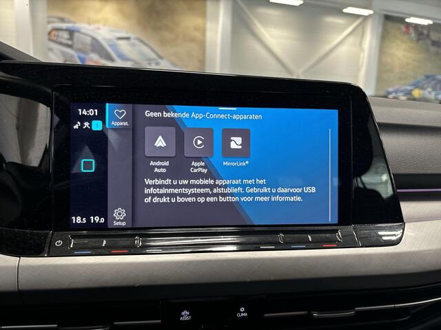 Volkswagen GOLF Variant 1.0 eTSI 110pk DSG Life · Camera · Elek. Trekhaak · Apple/Android Car Play · Navigatie · 16'' Inch · Garantie t/m 20-06-2027 of 100.000km