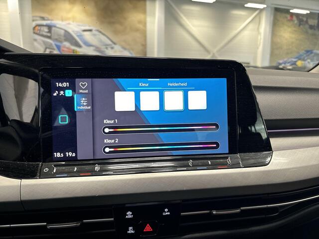 Volkswagen GOLF Variant 1.0 eTSI 110pk DSG Life · Camera · Elek. Trekhaak · Apple/Android Car Play · Navigatie · 16'' Inch · Garantie t/m 20-06-2027 of 100.000km