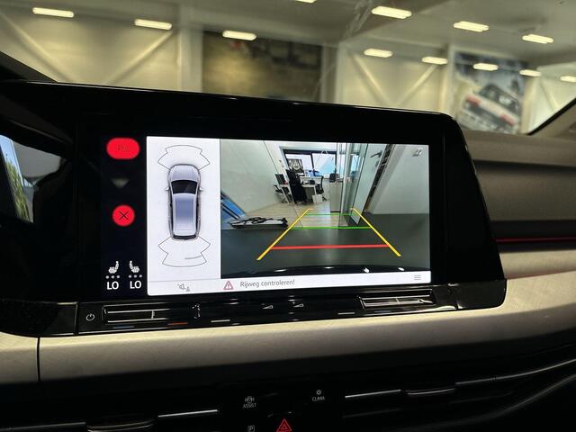 Volkswagen GOLF Variant 1.0 TSI 110pk Life · Apple/Android Car Play · Camera · Navigatie · Sfeerverlichting · Stoelverwarming · 16'' Inch · Garantie t/m 15-06-2027 of 100.000km