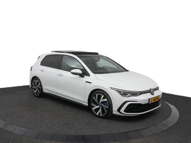 Volkswagen GOLF 1.5 eTSI R-Line Business | Panoramadak | Parkeercamera | Navigatie