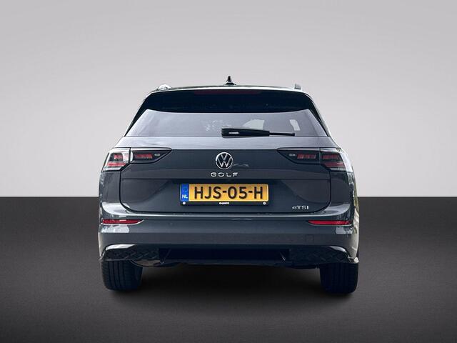 Volkswagen GOLF Variant 1.5 eTSI R-Line Edition