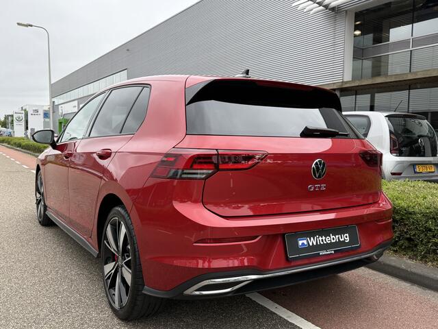 Volkswagen GOLF 1.4 eHybrid 245pk DSG GTE / 18" LMV / LED Mistlampen / Stuur en Stoelverwarming / Keyless / Alarm / Dode Hoek / Navi / App Connect