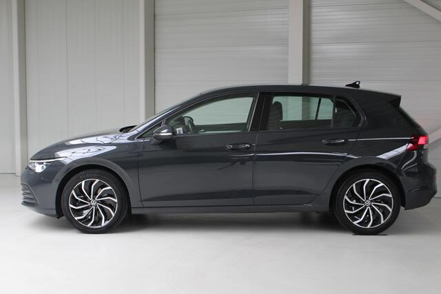 Volkswagen GOLF 1.5 TSI Life Business Navigatie | Climate Control | Keyless Entry