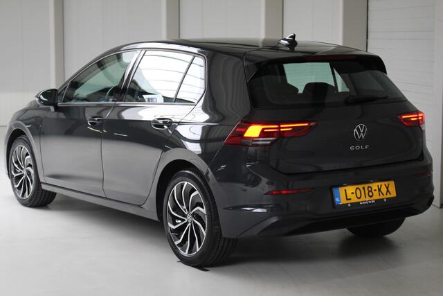 Volkswagen GOLF 1.5 TSI Life Business Navigatie | Climate Control | Keyless Entry