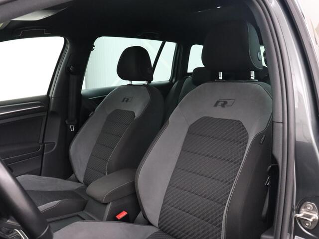 Volkswagen GOLF 2.0 TDI R Line | Full LED | Adaptive cruise | Carplay | Sportstoelen | Virtual Cockpit | Verwarmde voorruit | Navigatie | Parkeerhulp