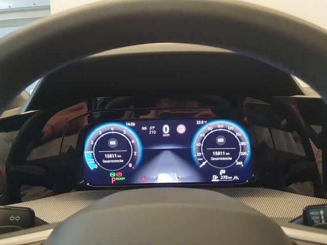 Volkswagen GOLF 8.5 1.5 eTSI 150pk DSG/AUT R-Line Panoramadak, Camera, ACC