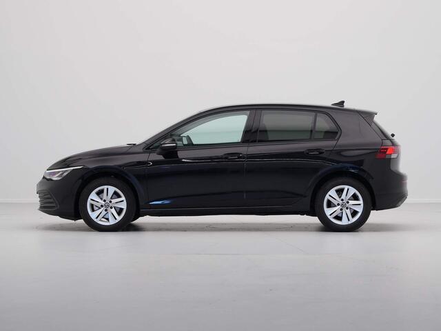 Volkswagen GOLF 1.0 TSI Life Business Navigatie Memory Massagestoel Parkeersensonren 24