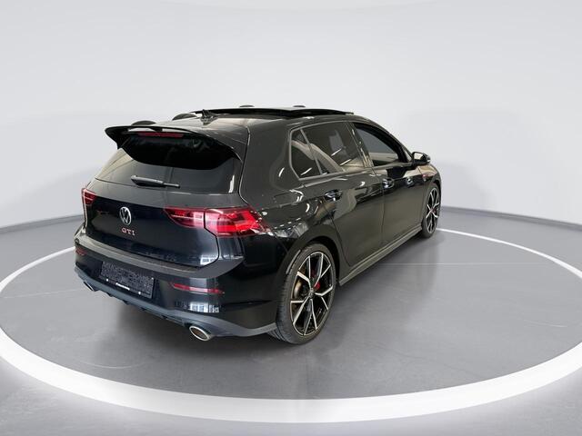 Volkswagen GOLF 2.0 TSI 300pk DSG GTI Clubsport · Panoramadak · Camera · Keyless · Harman Kardon Audio · Head-Up · Apple/Android Car Play · Stoel & Stuurverwarming · 19'' Inch ·