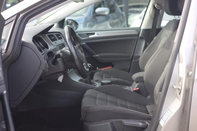 Volkswagen GOLF Variant 1.0 TSI NAVI | CAMERA | PDC | TREKHAAK | NL AUTO