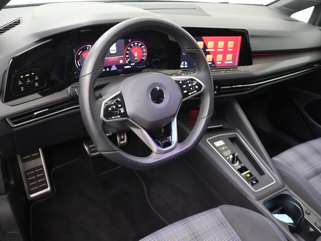 Volkswagen GOLF 1.4 eHybrid GTE | 245 PK | SoH 91% | Trekhaak wegklapbaar | Achteruitrijcamera | IQ.Light LED koplampen |
