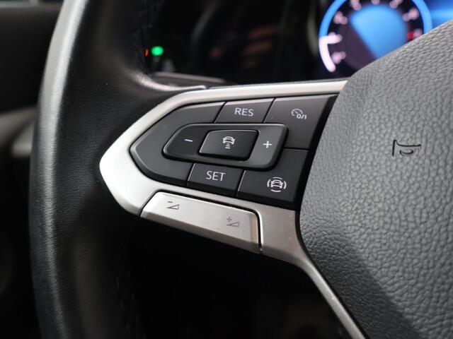 Volkswagen GOLF 1.0 TSI Life | 110 PK | Adaptieve Cruise Control | DAB | Navigatie | Achteruitrijcamera | Parkeersensoren | Apple CarPlay / Android auto