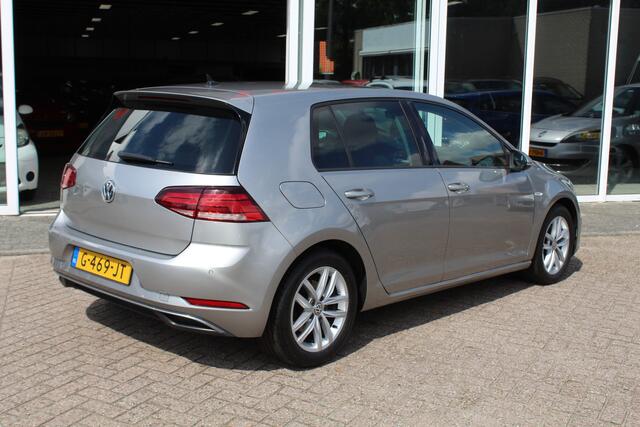Volkswagen GOLF 1.5 TSI Comfortline Business