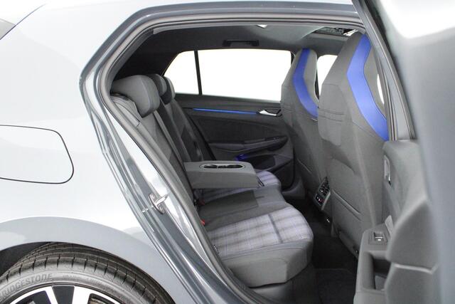 Volkswagen GOLF 1.5 272pk eHybrid GTE Trekhaak 360Camera Head-Up Panoramadak Keyless Navigatie