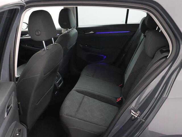 Volkswagen GOLF 1.0 TSI Life | ACC | Android Auto/ Carplay | Stoelverwarming!