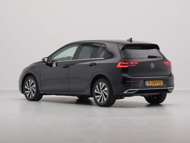 Volkswagen GOLF 1.4 eHybrid 204pk Style Navigatie Massage Camera Led 289