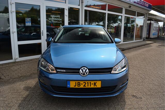 Volkswagen GOLF 1.0 116PK TSI Comfortline Executive | Trekhaak | DAB+ | Clima | PDC | Orig. NL | NAP | Navi |