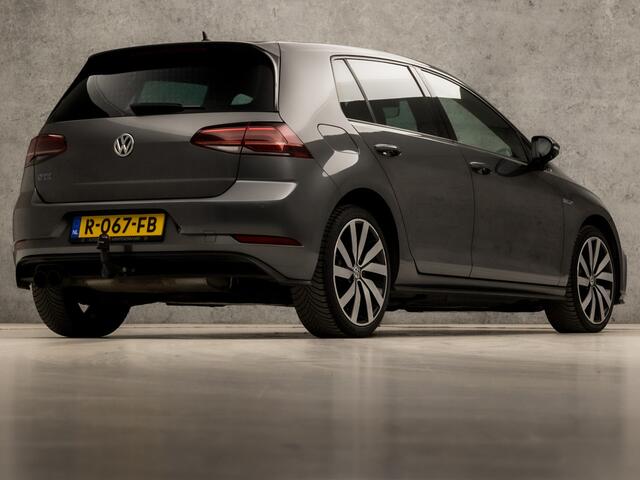 Volkswagen GOLF 1.4 TSI PHEV GTE 204Pk Automaat (VIRTUAL COCKPIT, APPLE CARPLAY, CLIMATE, STOELVERWARMING, SPORTSTOELEN, GETINT GLAS, ADAPTIVE CRUISE, CAMERA, NIEUWSTAAT)