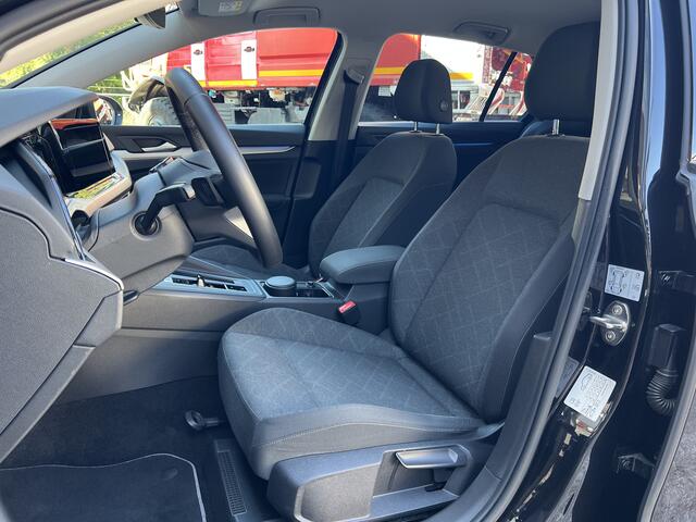 Volkswagen GOLF 1.0 eTSI Life Business | BTW-auto | Trekhaak | DSG |