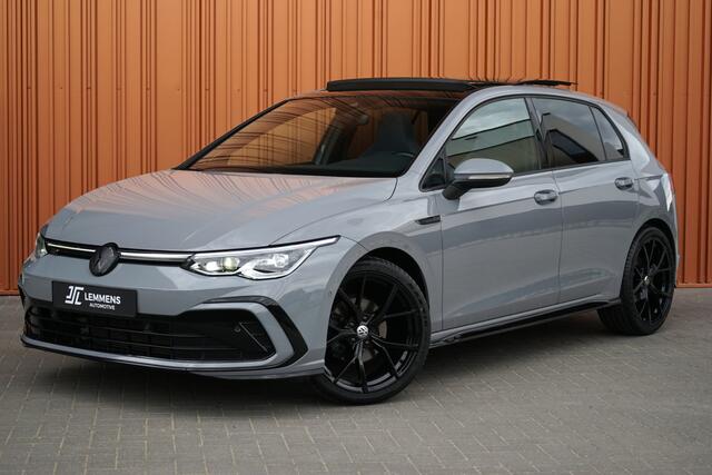 Volkswagen GOLF 1.5 eTSI R-Line Panodak IQ Light H&K Camera DAB Carplay