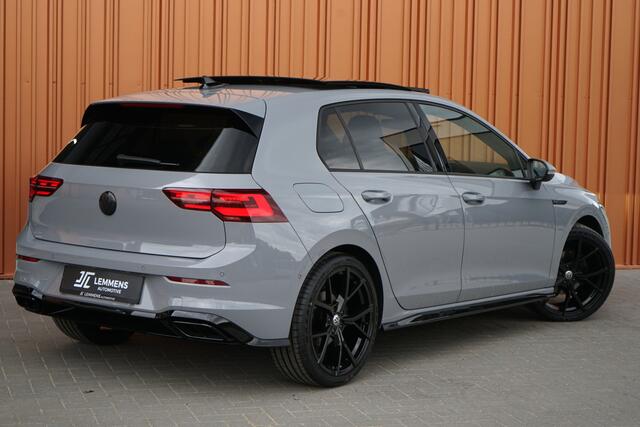 Volkswagen GOLF 1.5 eTSI R-Line Panodak IQ Light H&K Camera DAB Carplay