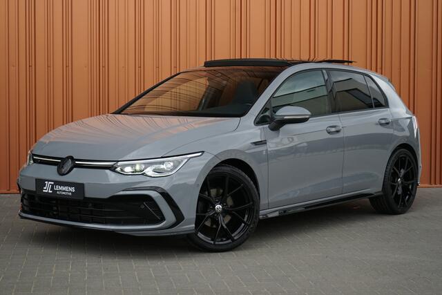 Volkswagen GOLF 1.5 eTSI R-Line Panodak IQ Light H&K Camera DAB Carplay